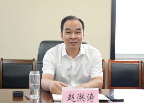 区长赵洪涛会见平安产险集团客商