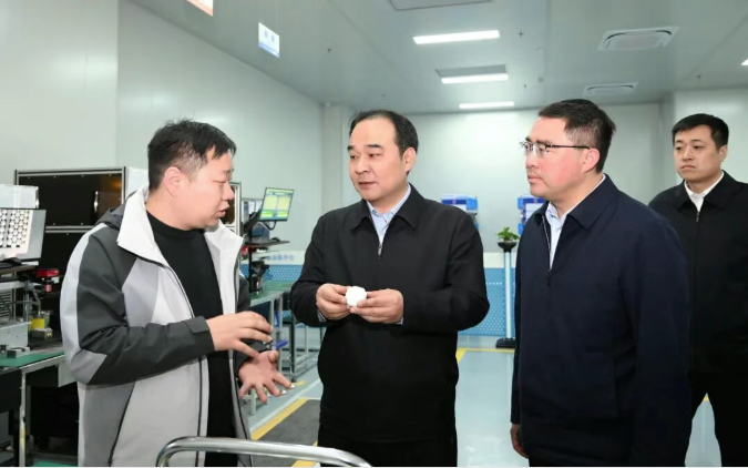 赵洪涛印祺调研推进一季度开竣工项目